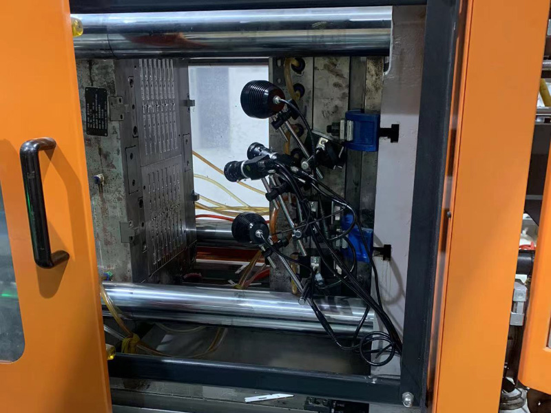 模具保护器的镜头有哪几种分类？